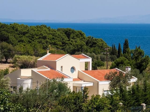 Alia's Picturesque Villa