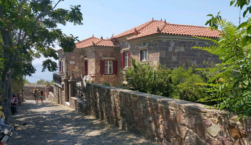 Pinelopi Studios
