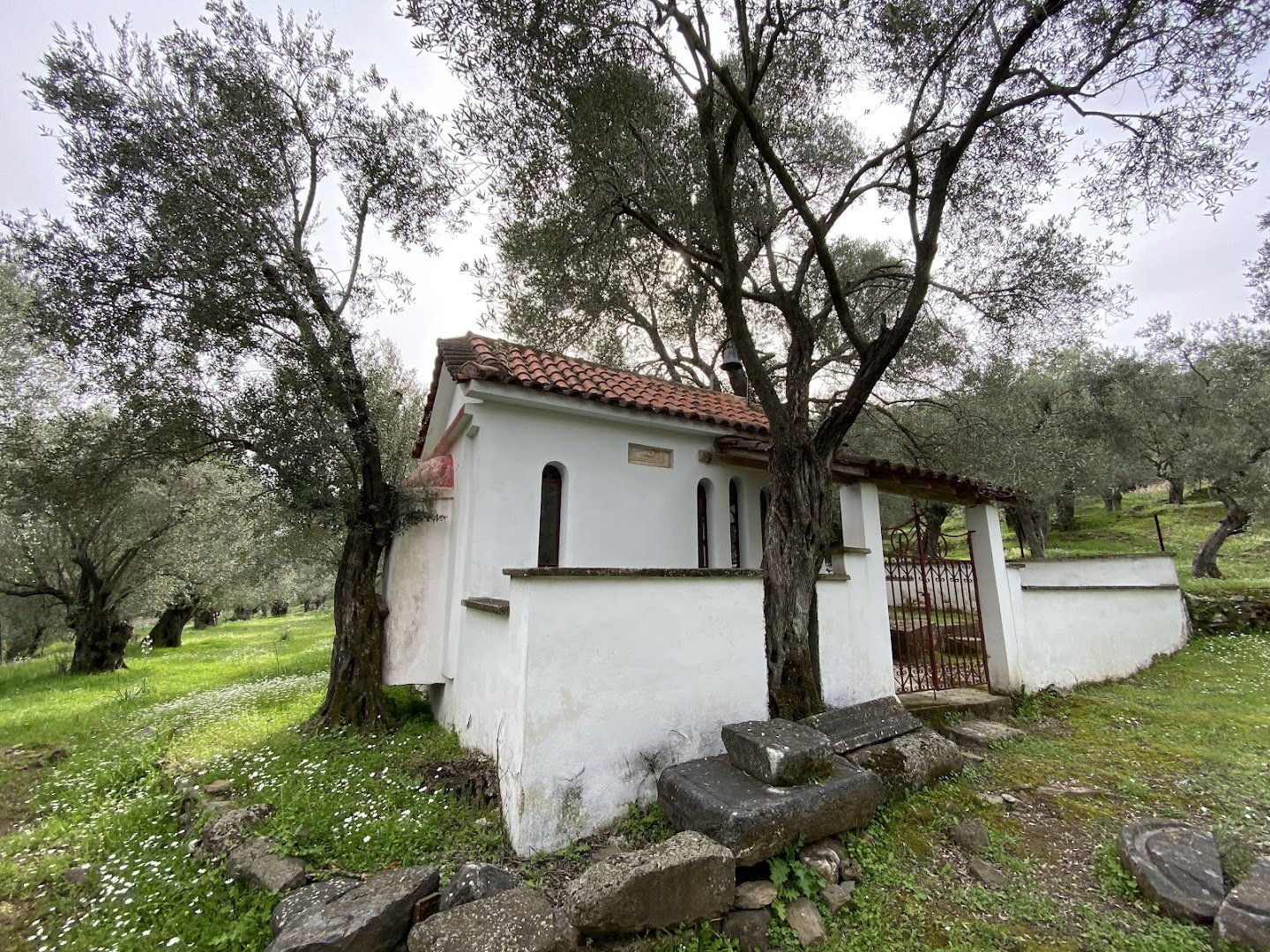 Church (39.1221, 26.3933)