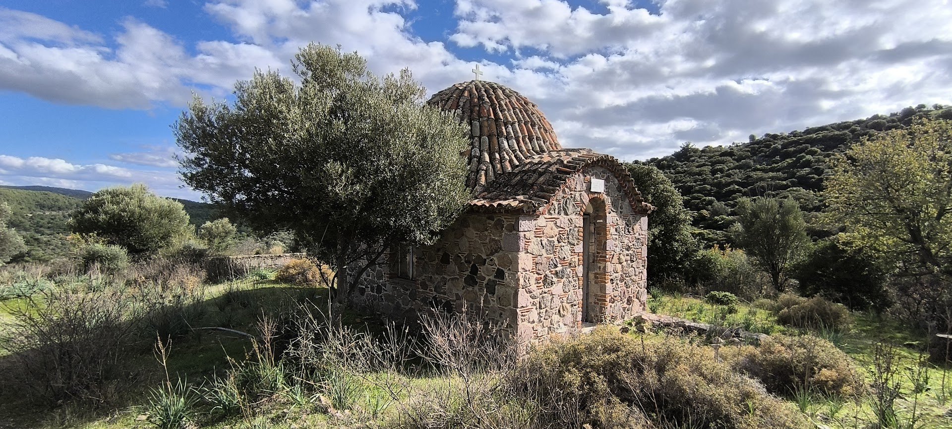 Εκκλησάκι