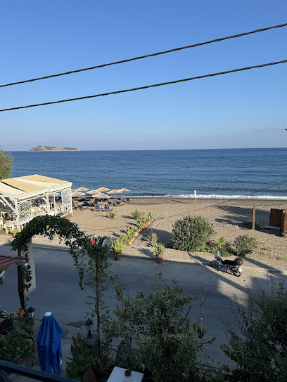Δήμητρα δωμάτια
