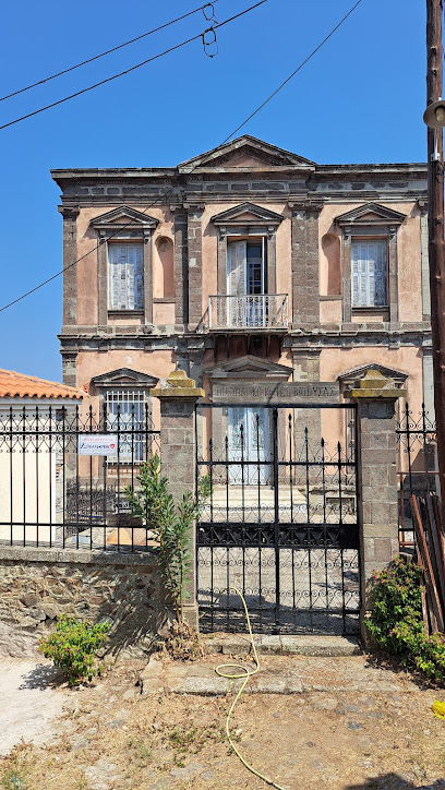 Gogos Mansion