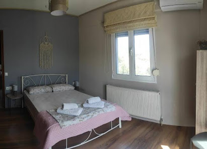 Ioanna's Sea View Apartment