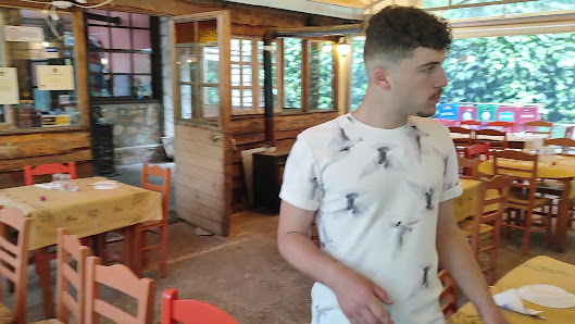 Kafe – Estiatorio "Kazadzi Eleni". Agioi Anargyroi Asomatos Lesvou