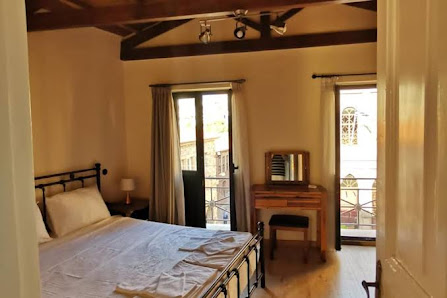 LaZaRTe Two-Bedroom Villa