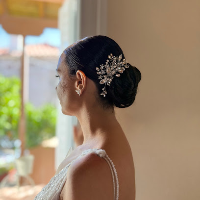 Myrsini Hairdresser