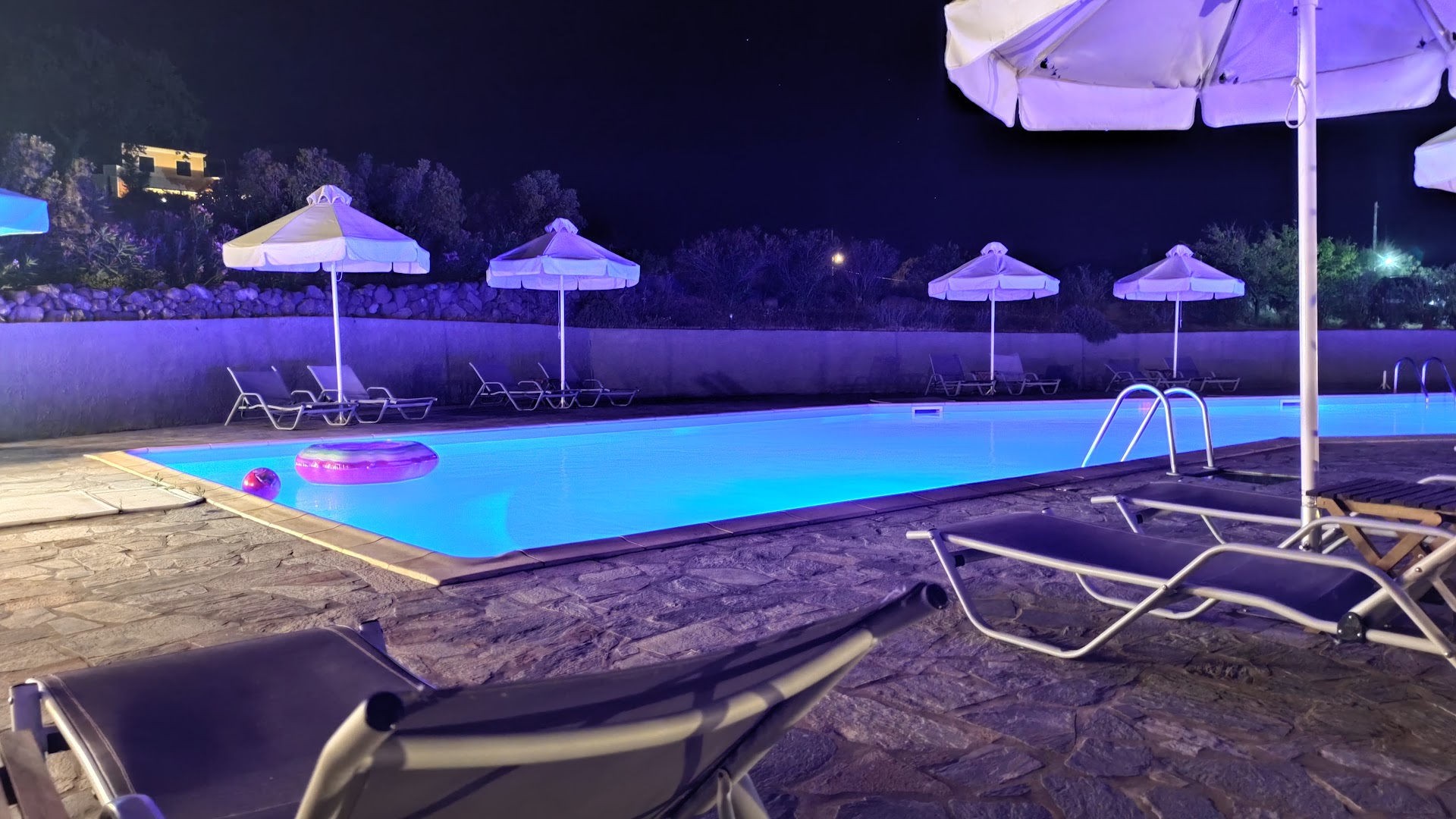 Akti Hotel & Apartments