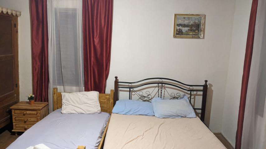 Ampeliko Hostel