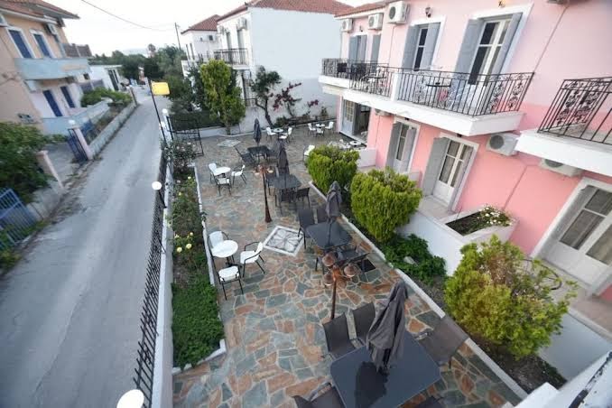 Anaxos Bay Rooms Apartments