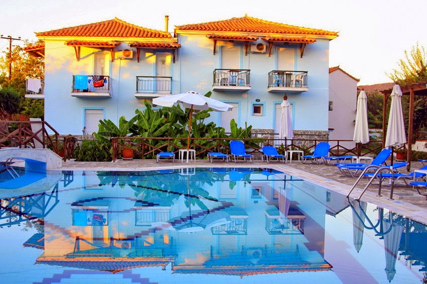 Avgerinos Paradise Studios Petra
