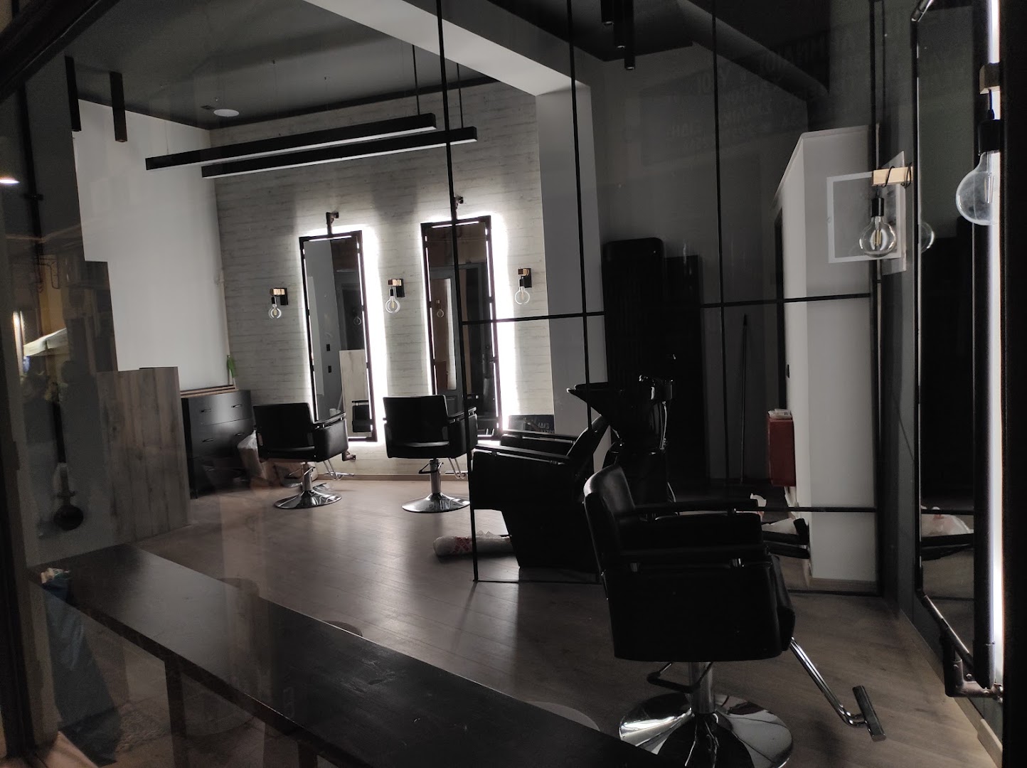 Bonobos Hair salon