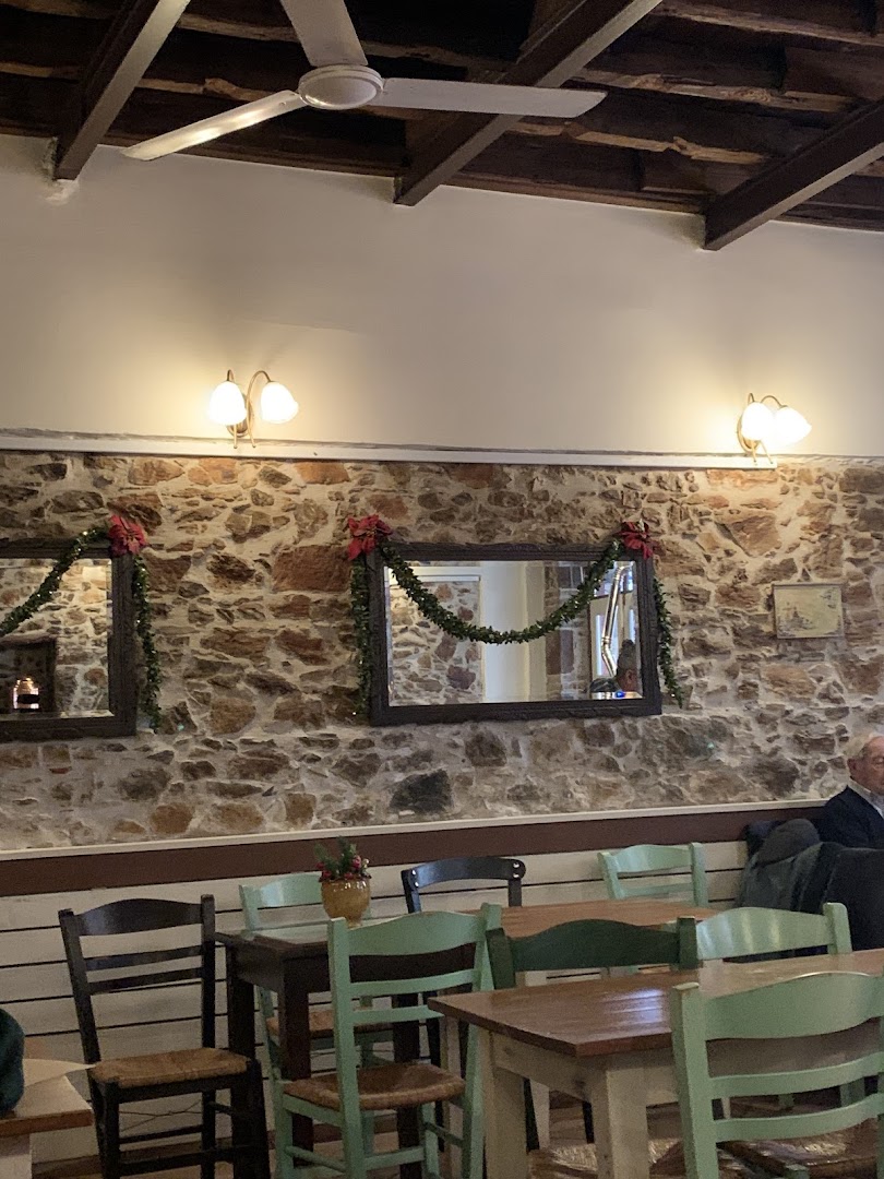 Δίαυλος Μεζεδοπωλείο - Diavlos Traditional Tavern