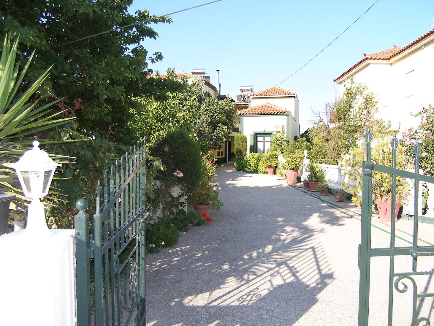 Elektra Apartments