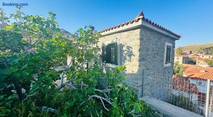 Eresos Relax & Rest House