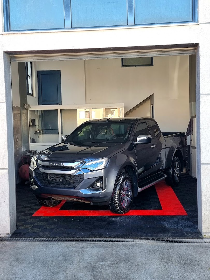 Exclusive Car Wash