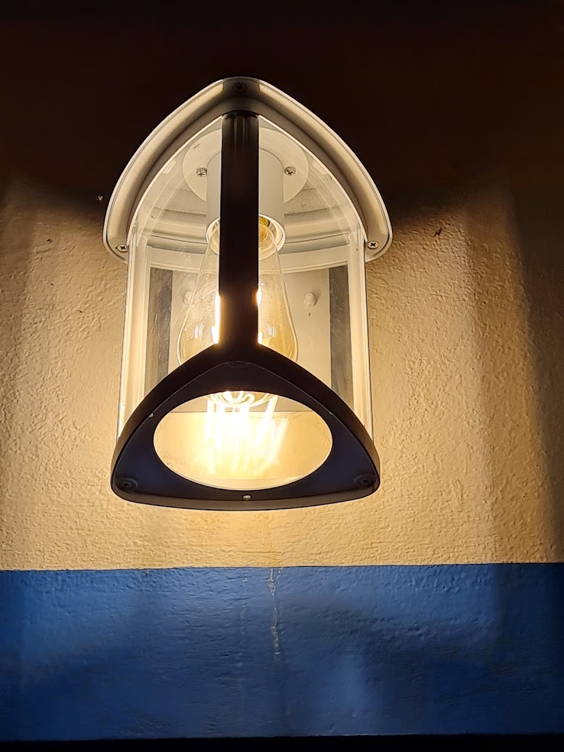 ΧΙΩΤΕΛΛΗΣ ΕΛΕΥΘΕΡΙΟΣ LED LIGHT electrIc !!!