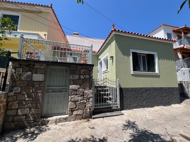 Magda's Little House