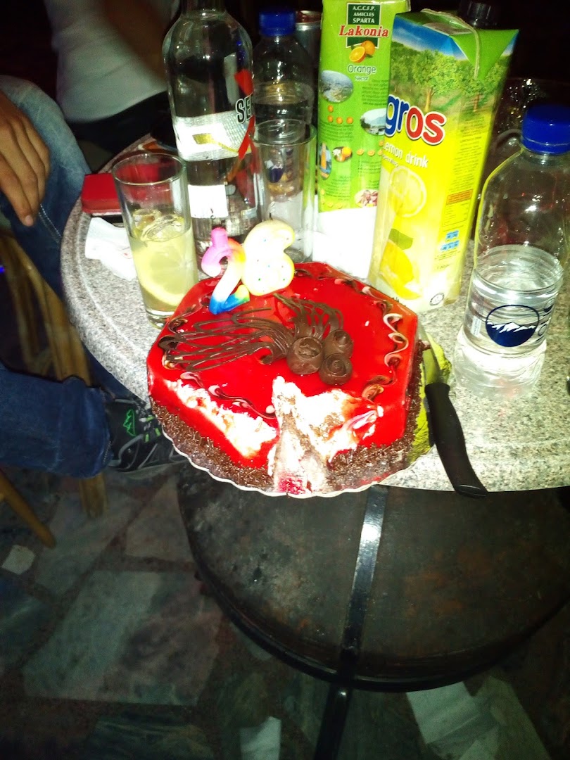Melina Cafe Club