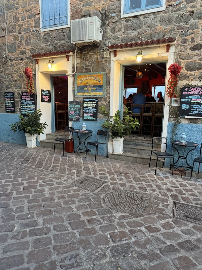 Molly's Bar