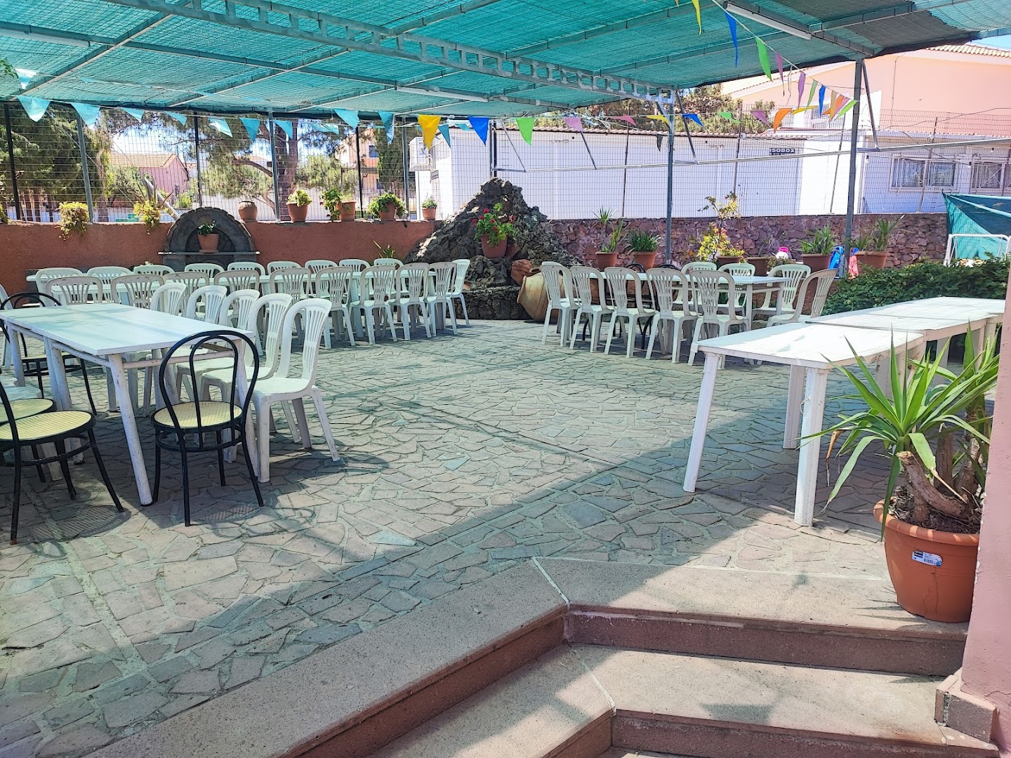 St. George Grill House Taverna