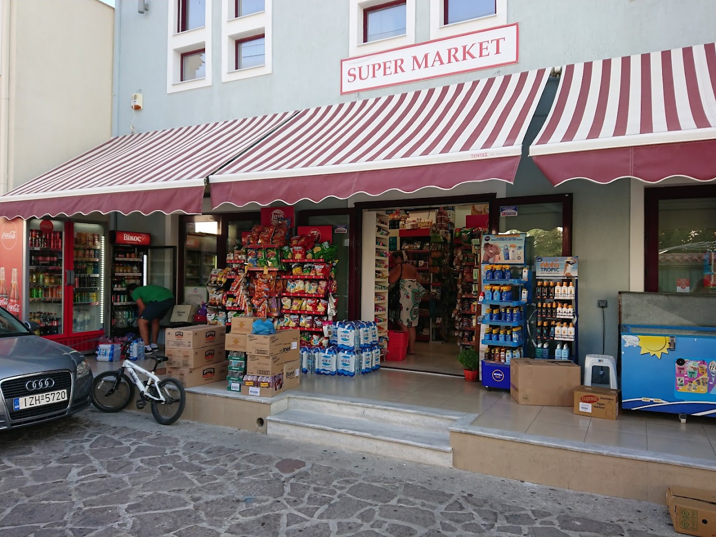 Super Market