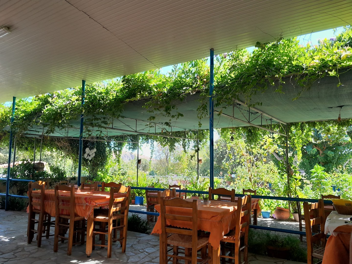 Taverna Chrousos