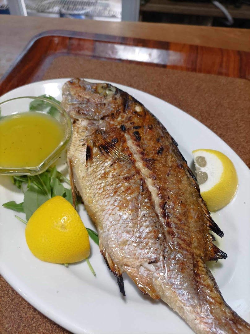 Taverna O Flosvos