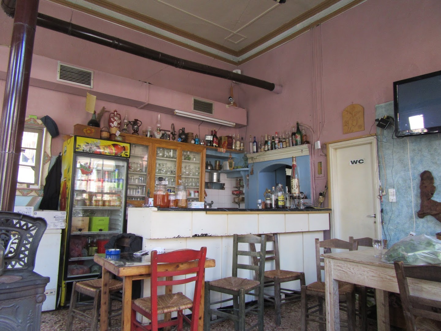 Traditional Kafeneion Asomatos