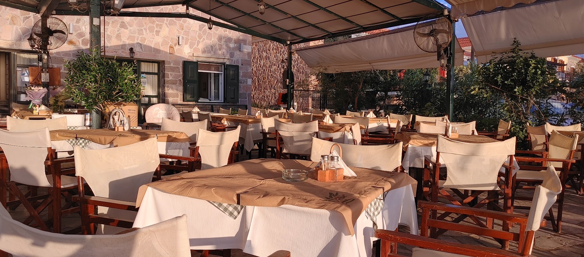 Triena Restaurant & Rooms