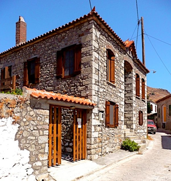 Villa Notia-Traditional house