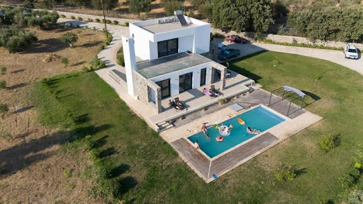 Villa & Stone House with Pool
