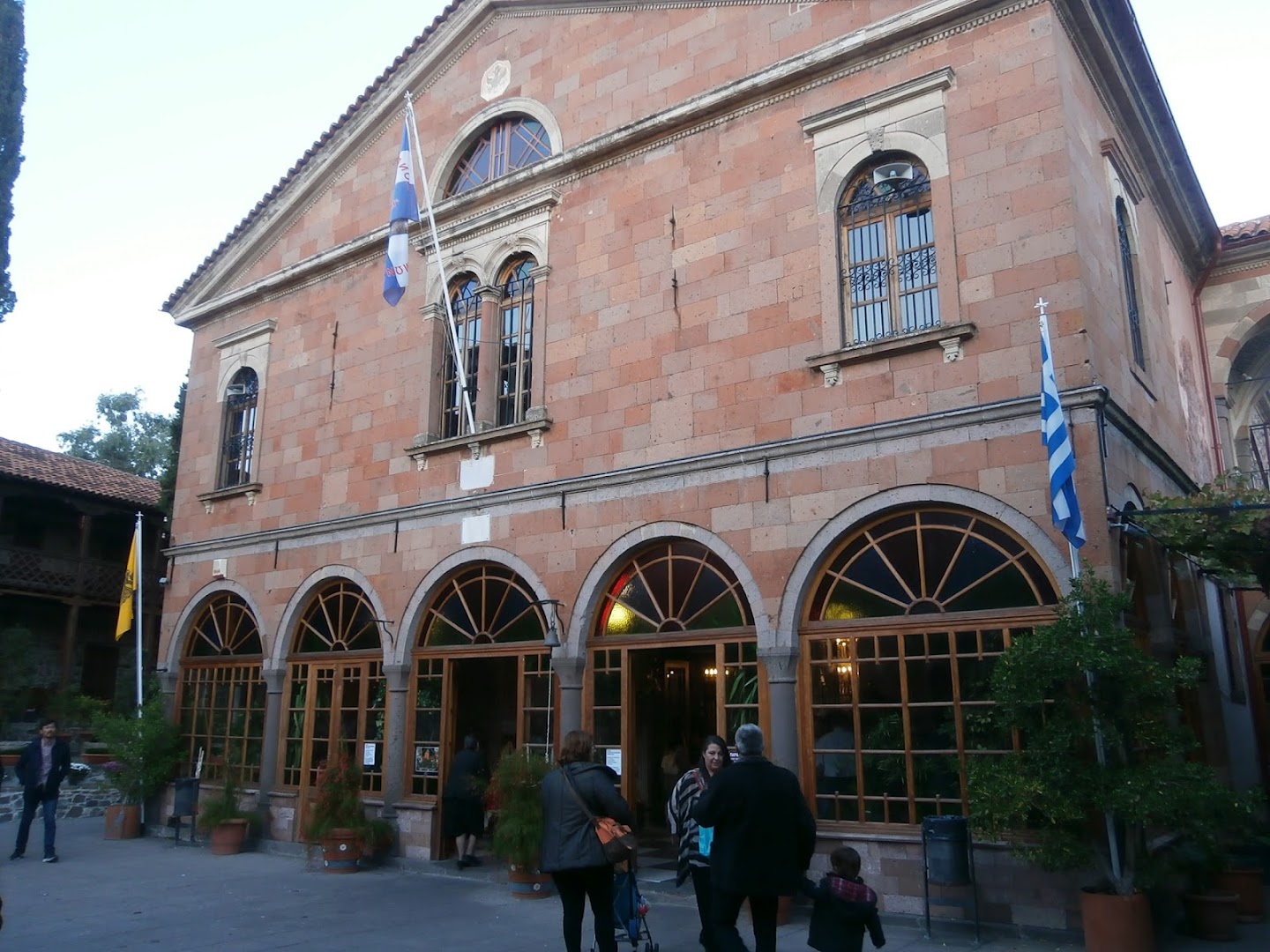 Gallery image 23